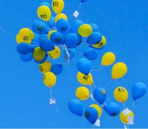 re-lions nous - lâcher de ballons.jpg